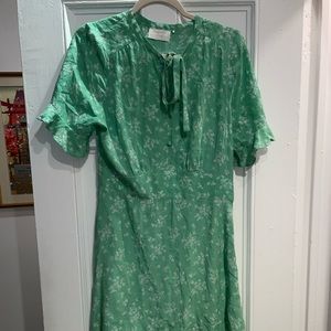 August the label green floral dress US 6